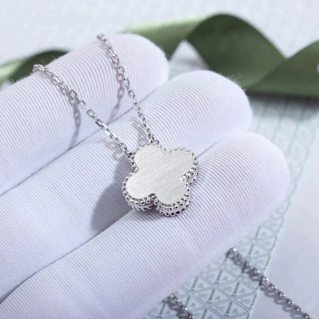 [Rosla]CLOVER  15MM DIAMOND LASER NECKLACE SILVER