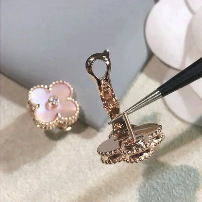 [Rosla]CLOVER MEDIUM 1 MOTIFS  PINK MOP DIAMOND EARRINGS
