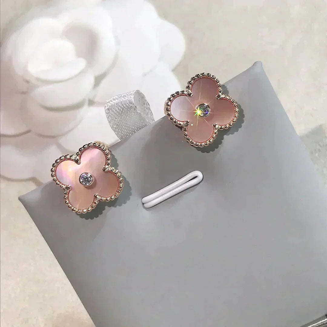 [Rosla]CLOVER MEDIUM 1 MOTIFS  PINK MOP DIAMOND EARRINGS