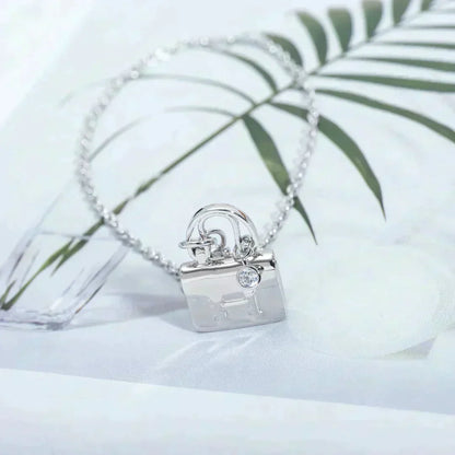 [Rosla]AMULETTE PEDANT SILVER NECKLACE