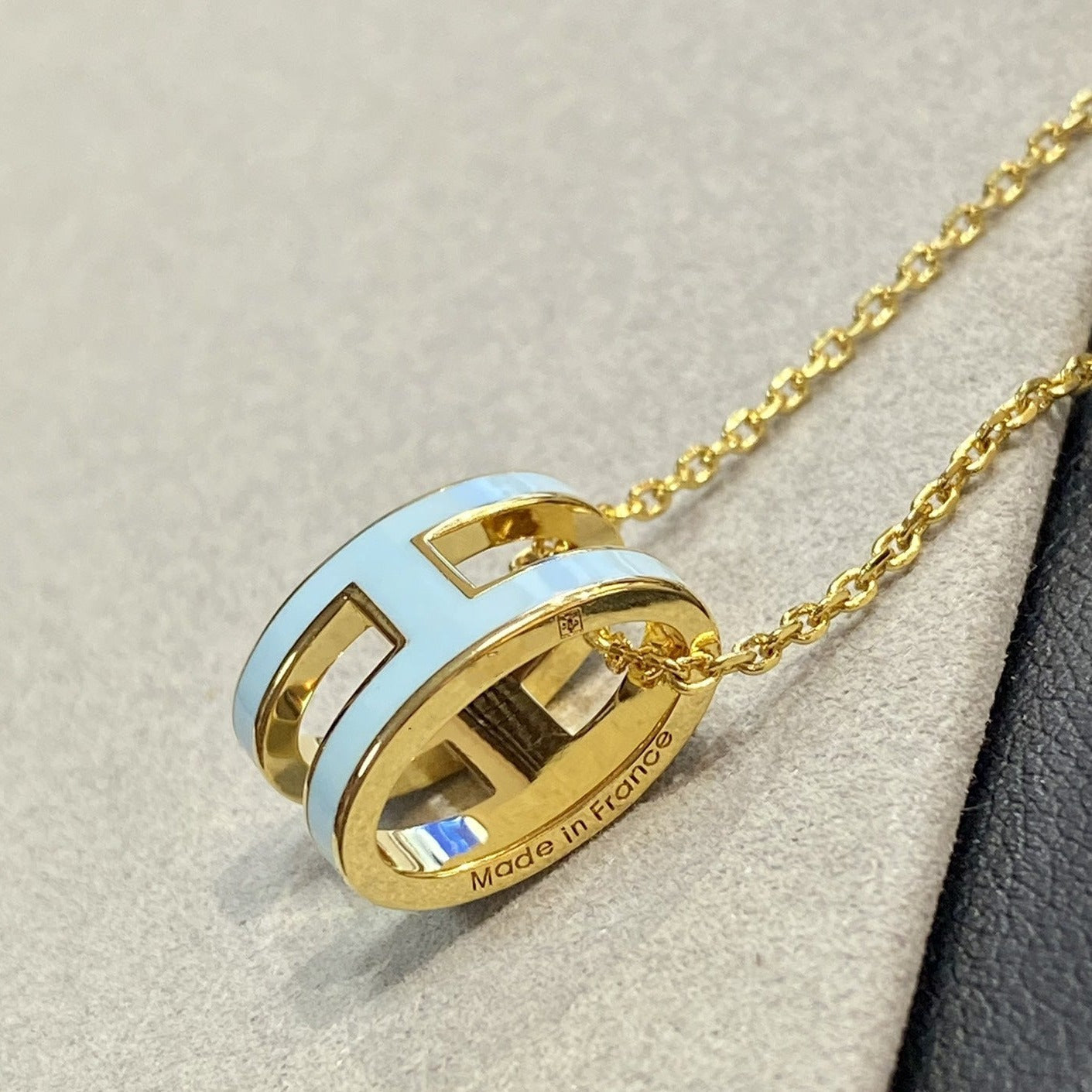 [Rosla]POP H LIGHT BLUE NECKLACE