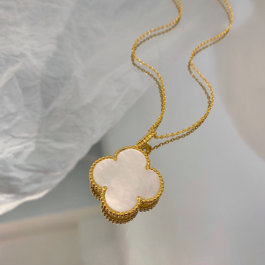 [Rosla]CLOVER 25MM MOP LARGE PENDANT NECKLACE