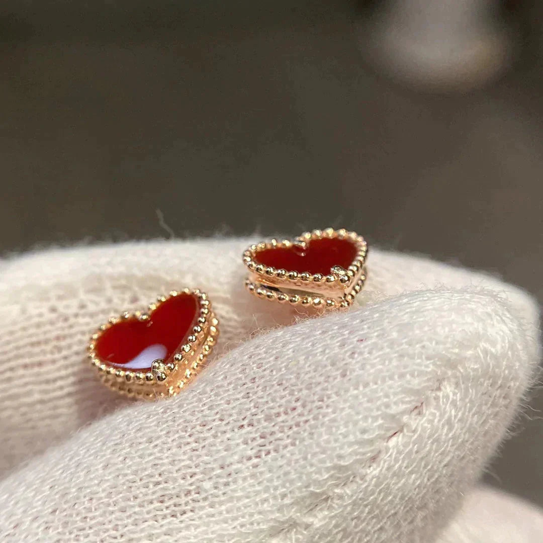 [Rosla]HEART CARNELIAN STUD EARRINGS