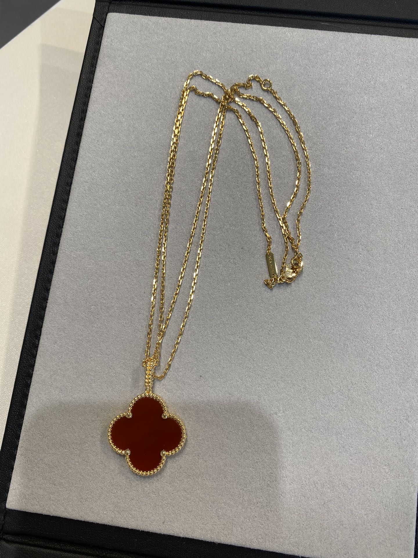 [Rosla]CLOVER 25MM NECKLACE GOLD CARNELIAN