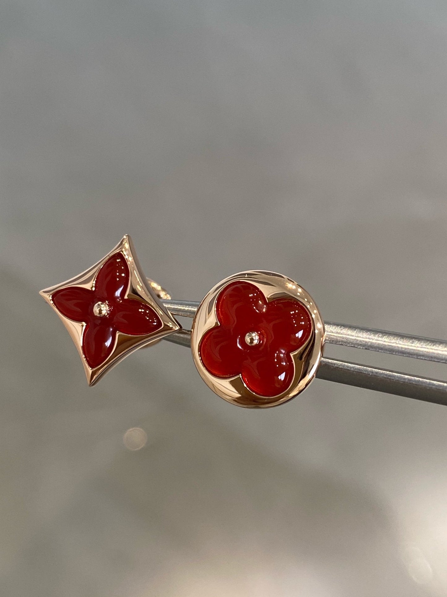 [Rosla]STAR AND SUN PINK GOLD CARNELIAN STUD EARRINGS