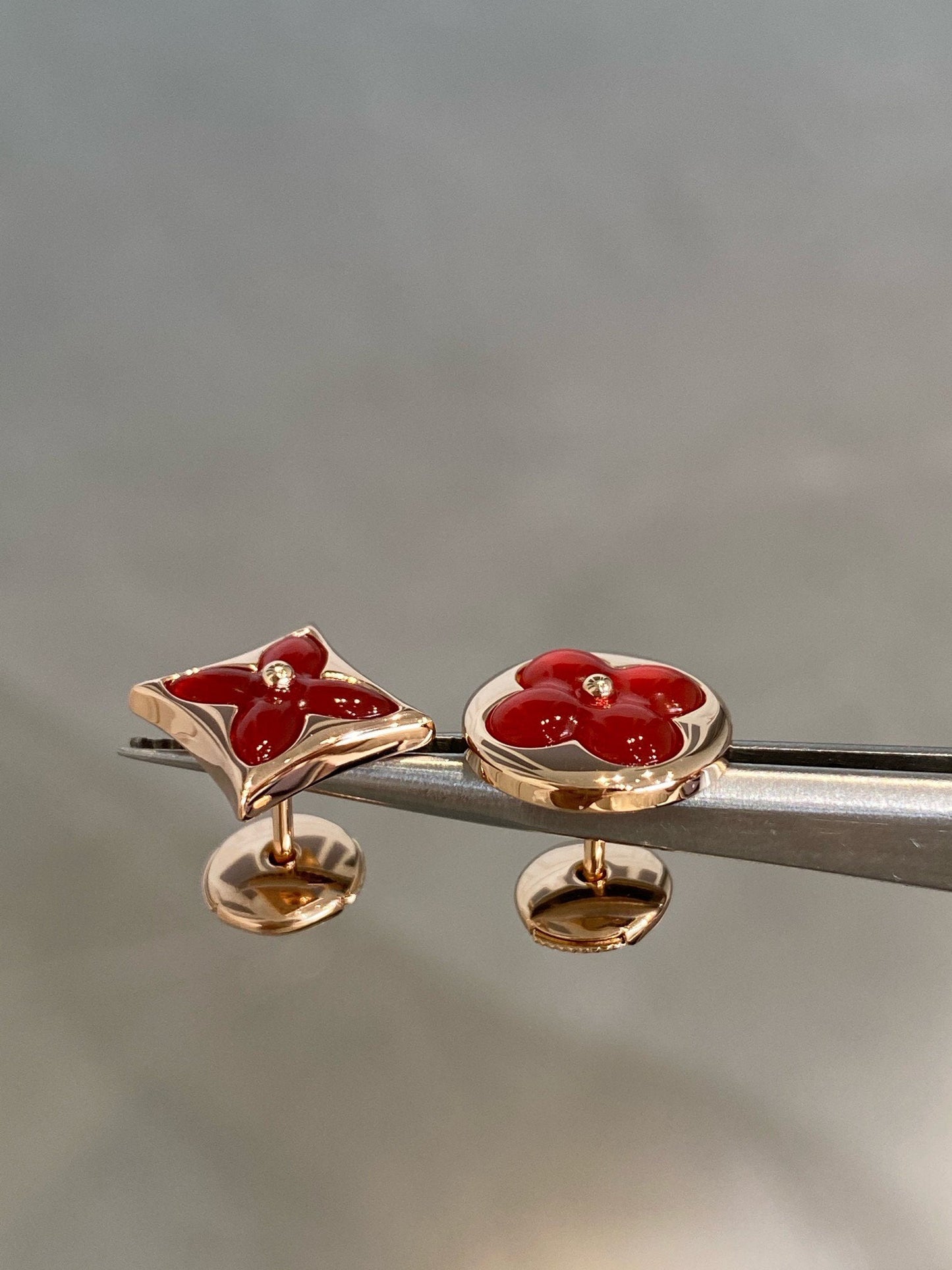 [Rosla]STAR AND SUN PINK GOLD CARNELIAN STUD EARRINGS