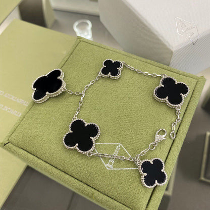 [Rosla]CLOVER 5 MOTIFS SIVLER ONYX BRACELET