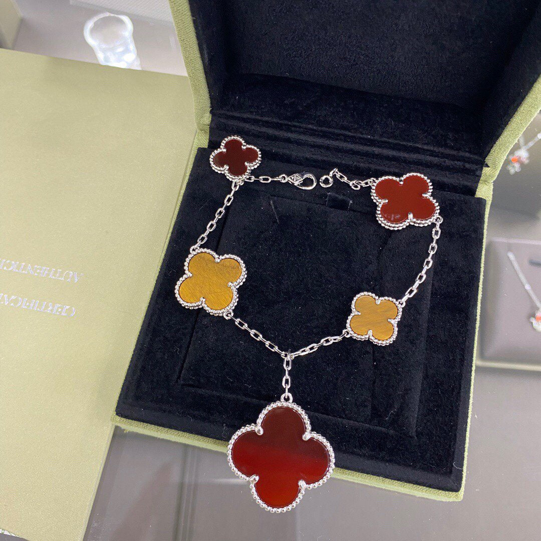 [Rosla]CLOVER 5 MOTIFS SIVLER CARNELIAN TIGER EYE BRACELET