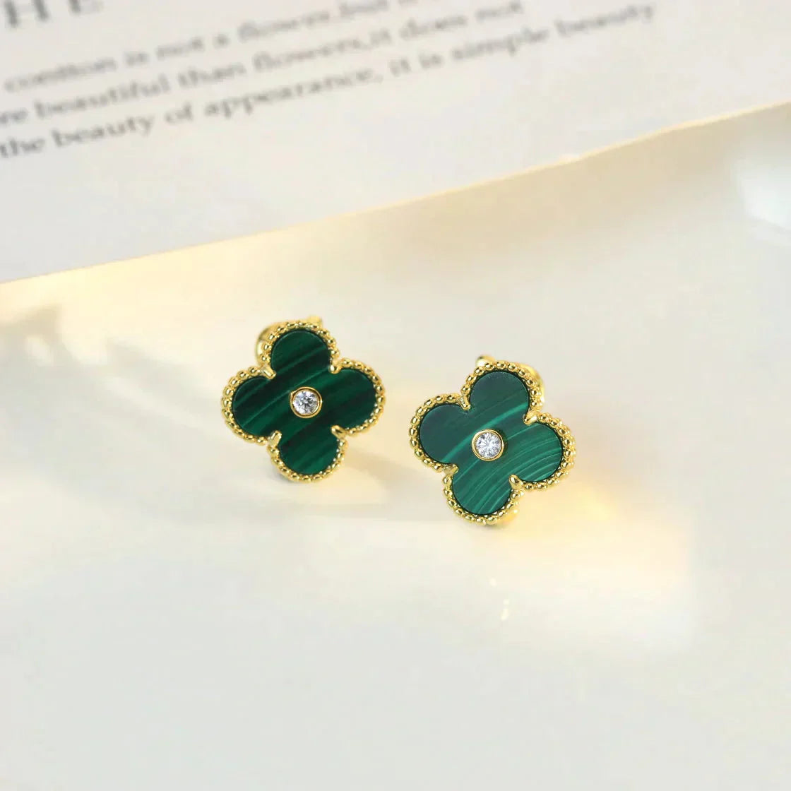 [Rosla]CLOVER MEDIUM 1 MOTIFS MALACHITE DIAMOND EARRINGS