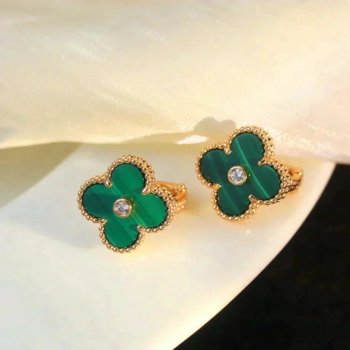 [Rosla]CLOVER MEDIUM 1 MOTIFS MALACHITE DIAMOND EARRINGS