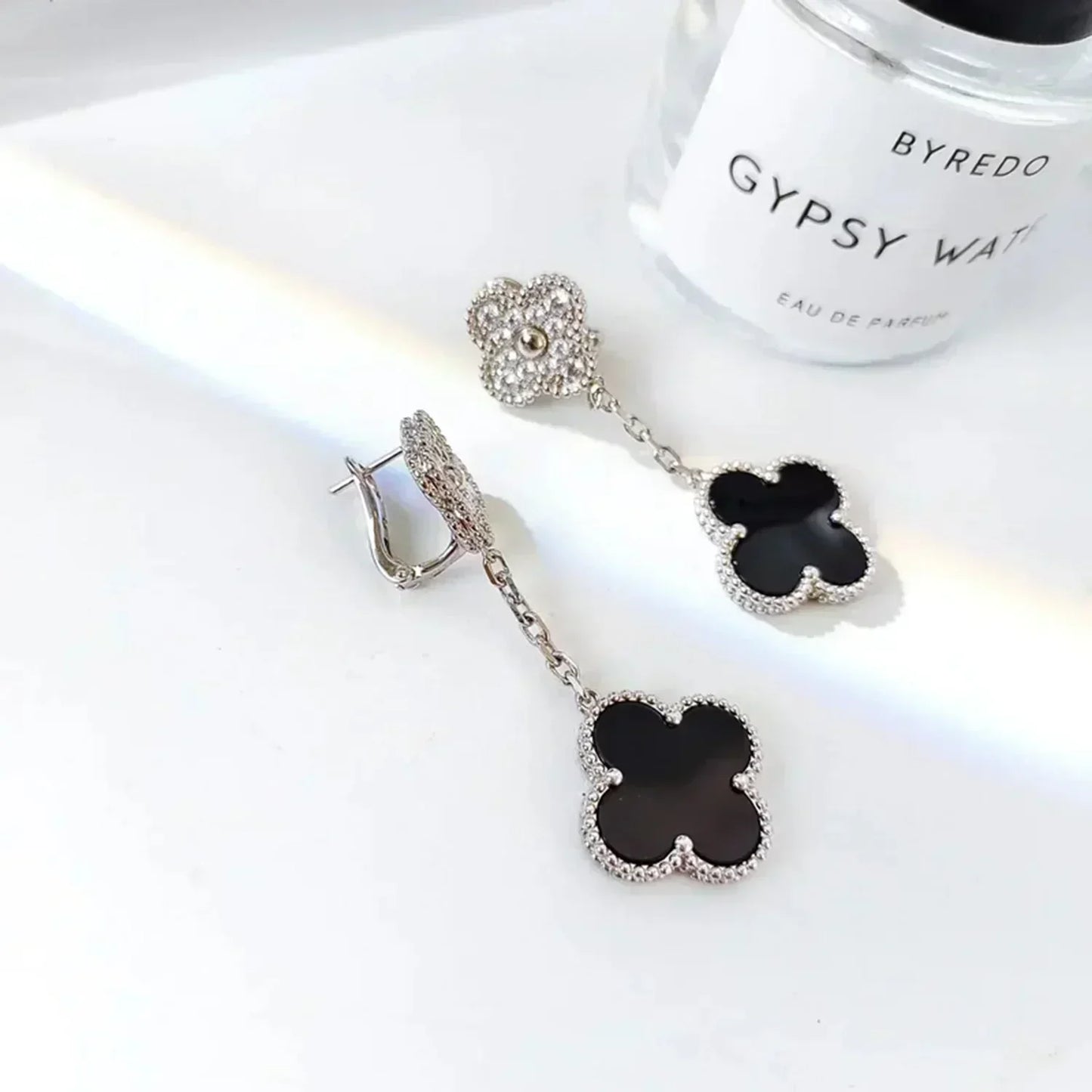 [Rosla]CLOVER 2 MOTIFS  DIAMOND ONYX EARRINGS SILVER