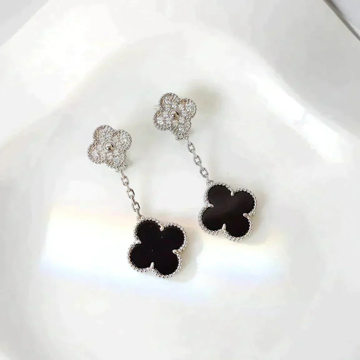 [Rosla]CLOVER 2 MOTIFS  DIAMOND ONYX EARRINGS SILVER
