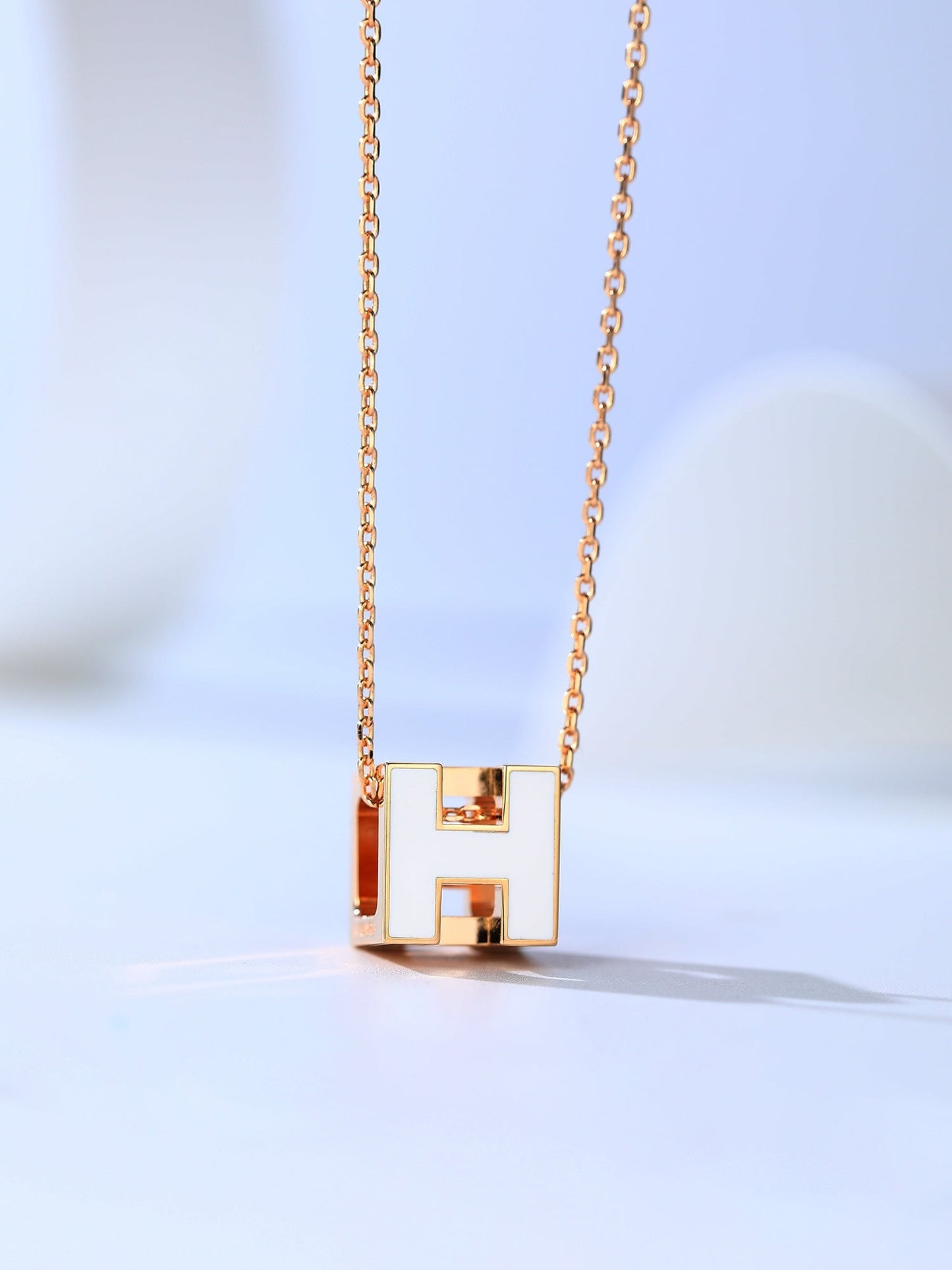 [Rosla]H CAGE PINK GOLD NECKLACE