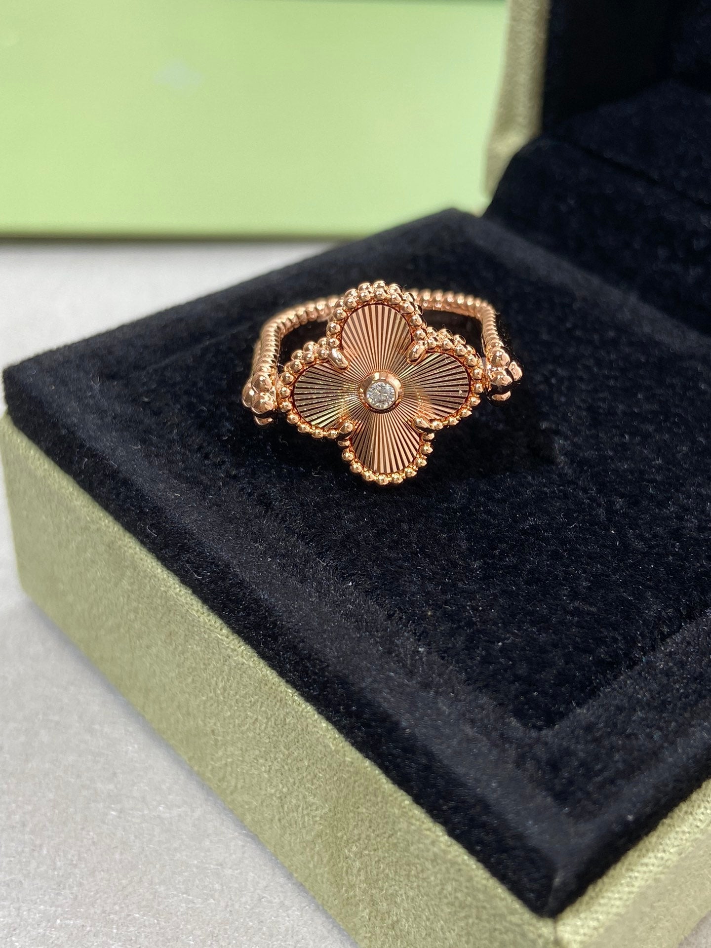 [Rosla]CLOVER RIVERSIBLE ROSE GOLD RING