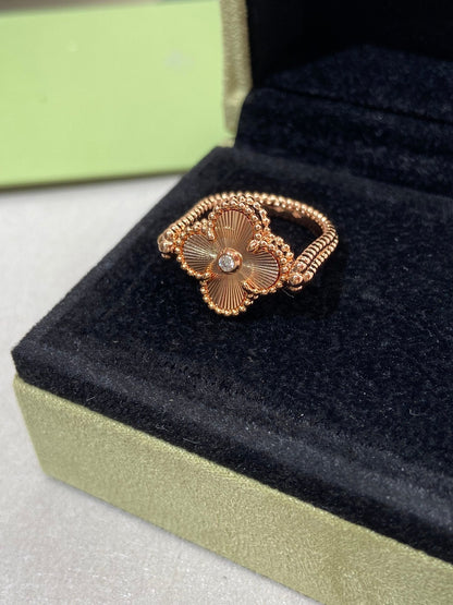 [Rosla]CLOVER RIVERSIBLE ROSE GOLD RING