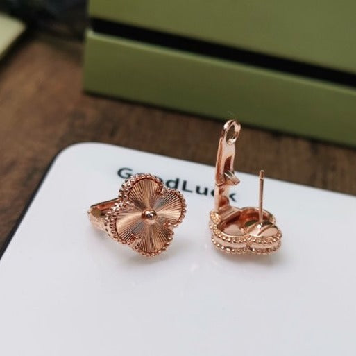 [Rosla]CLOVER MEDIUM STUD EARRINGS