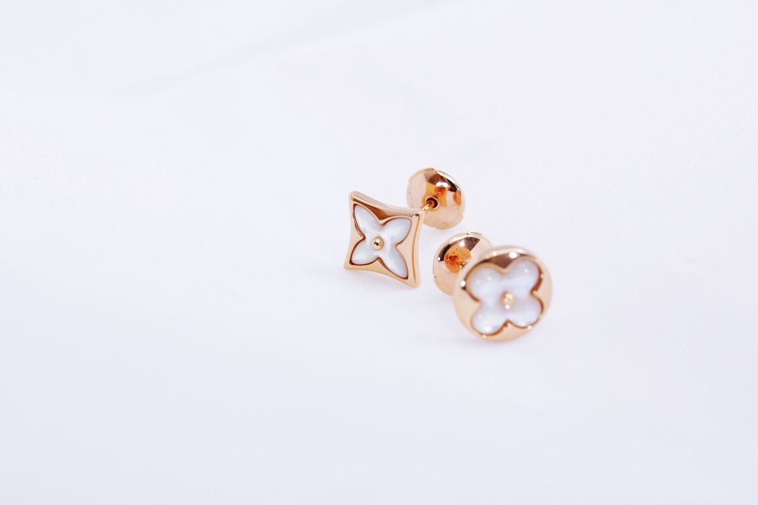 [Rosla]STAR AND SUN PINK GOLD MOP STUD EARRINGS