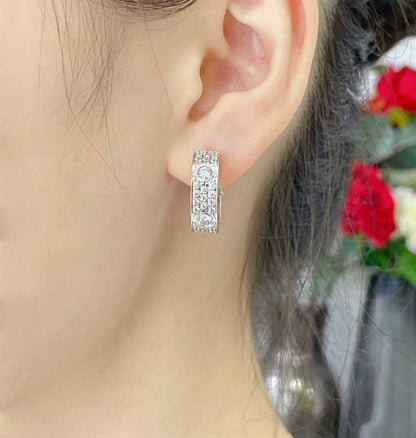 [Rosla]LOVE 5.5MM DIAMOND PAVED EARRINGS