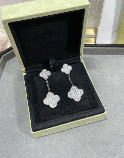 [Rosla]CLOVER 2 MOTIFS DIAMOND PAVED SILVER EARRINGS