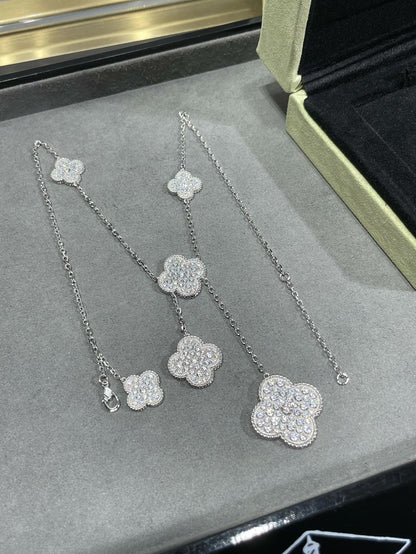 [Rosla]CLOVER 6 MOTIF DIAMOND PAVED NECKLACE