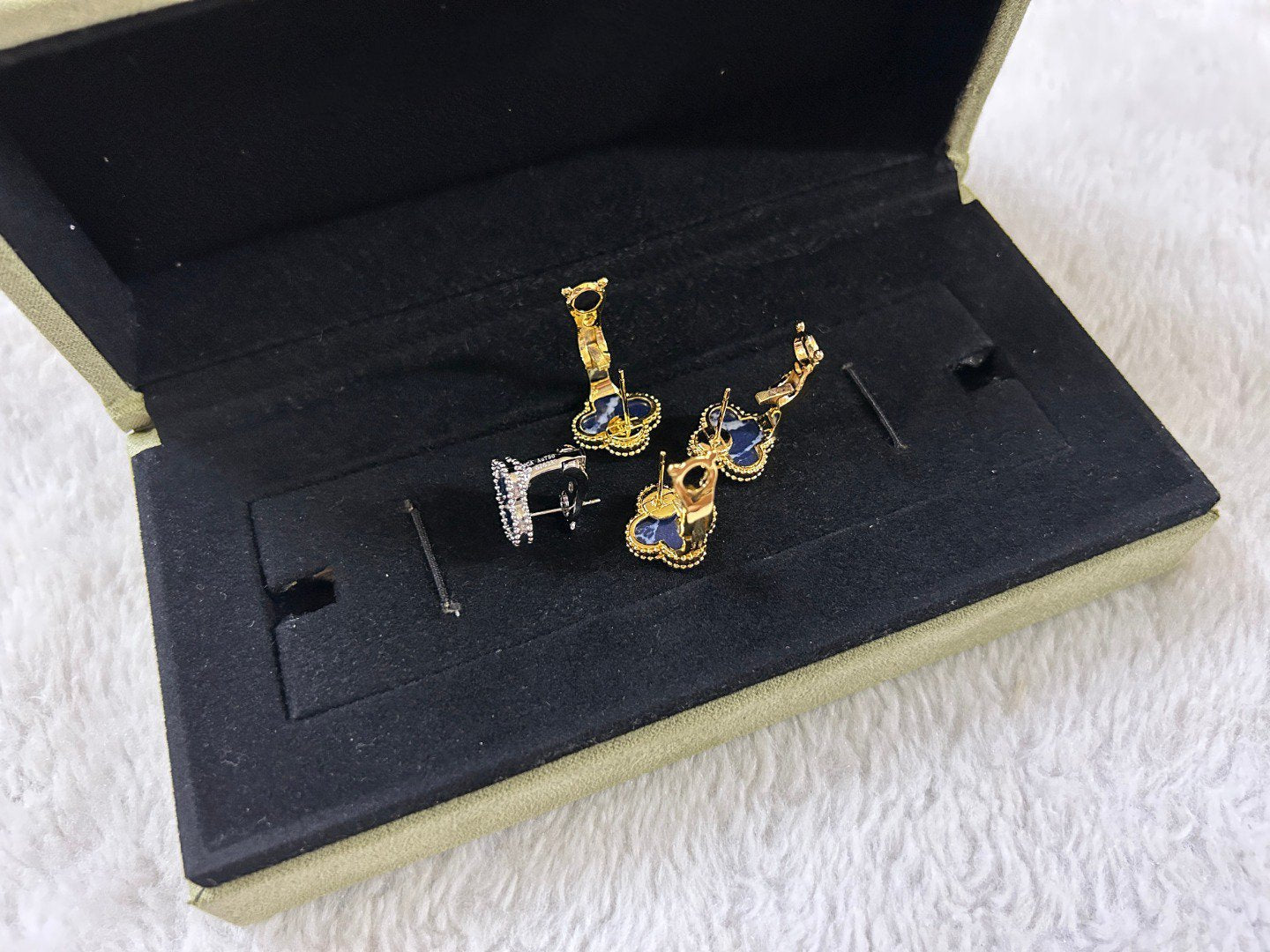 [Rosla]CLOVER PIETERSITE MEDIUM STUD EARRINGS