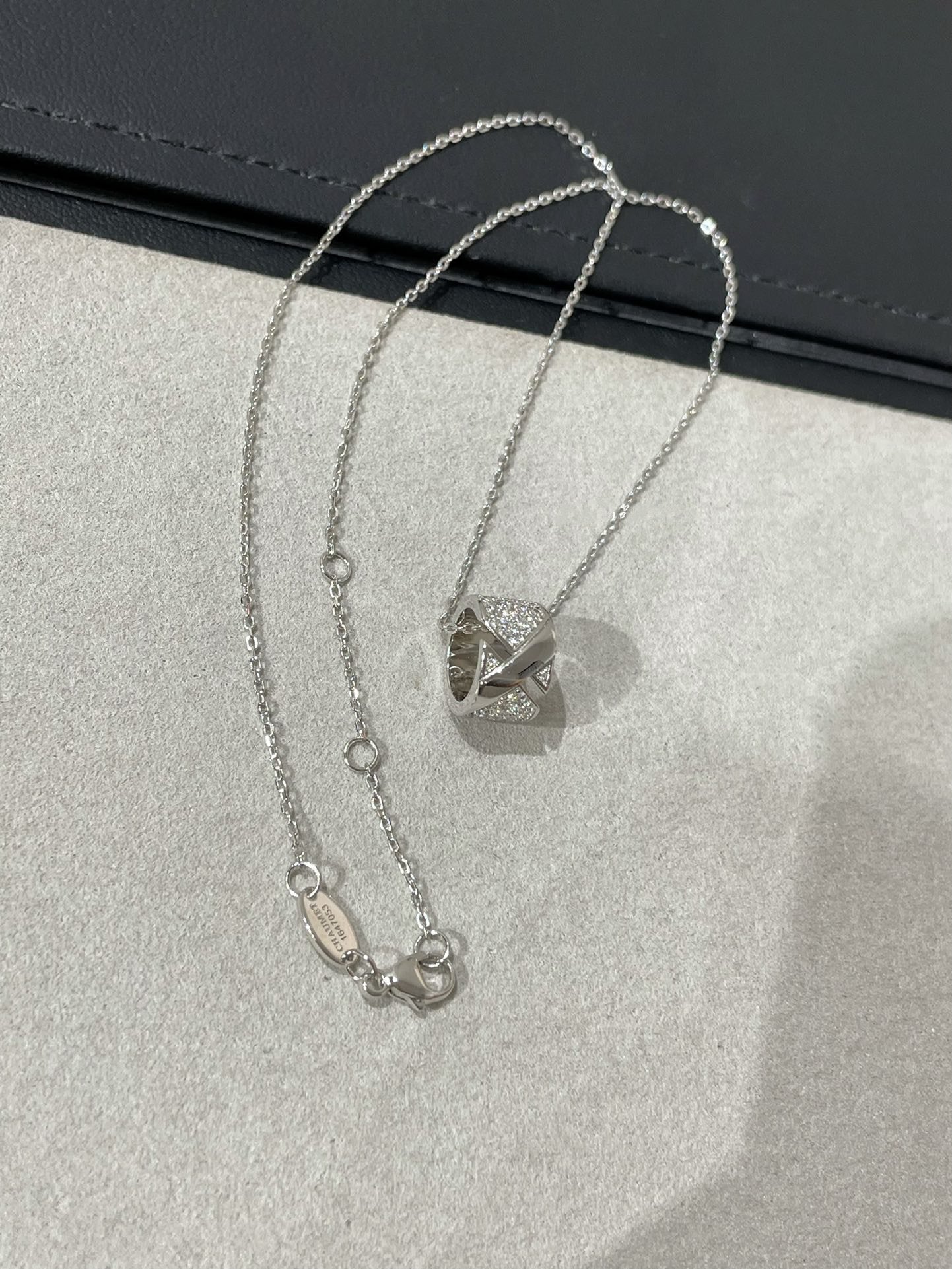 [Rosla]LIENS EVIDENCE DIAMOND PAVED NECKLACE