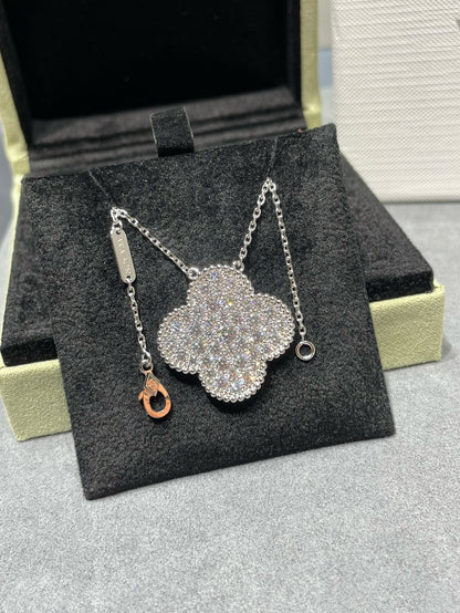 [Rosla]CLOVER 25MM LARGE PENDANT DIAMOND PAVED SILVER NECKLACE