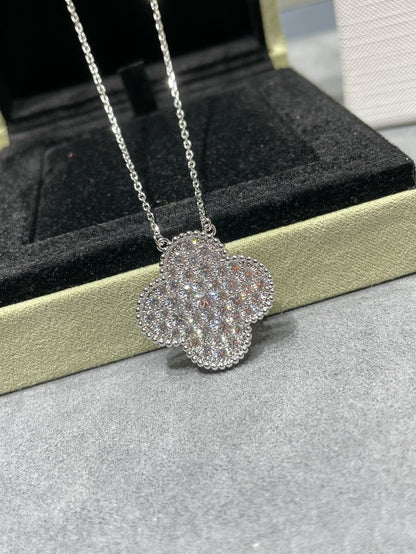 [Rosla]CLOVER 25MM LARGE PENDANT DIAMOND PAVED SILVER NECKLACE