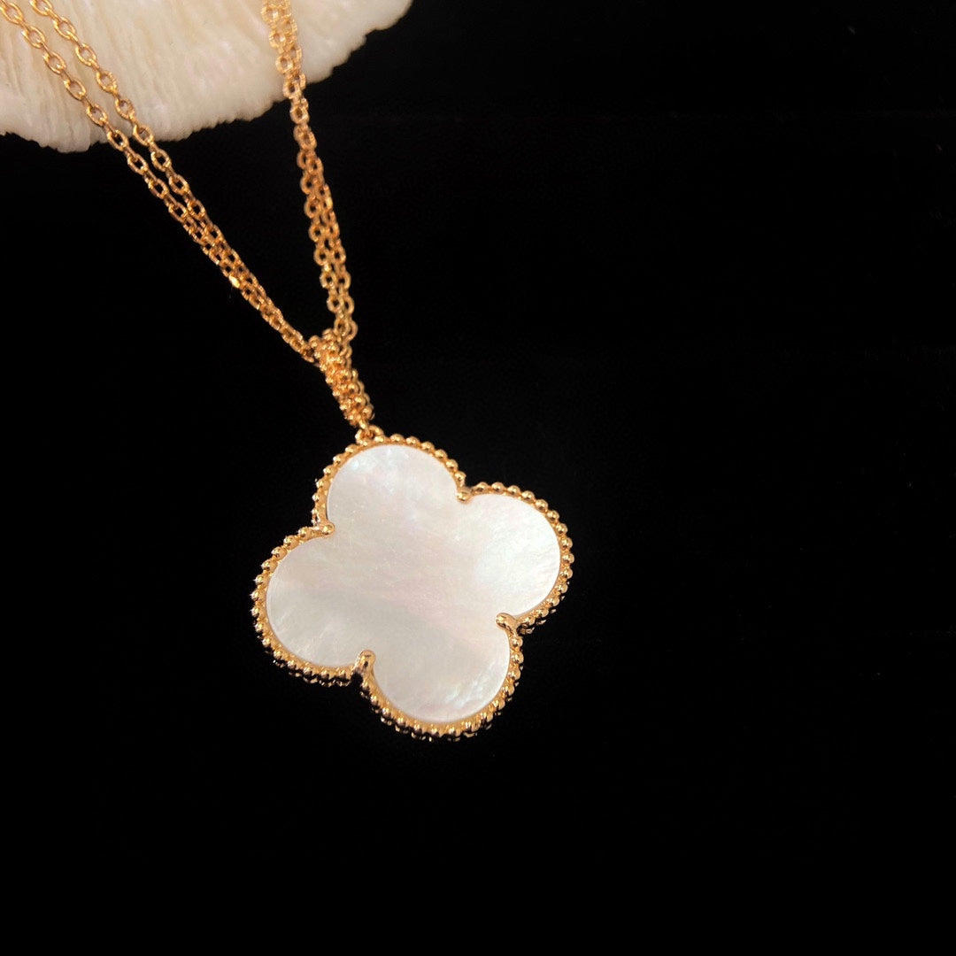 [Rosla]CLOVER 25MM MOP LARGE PENDANT NECKLACE