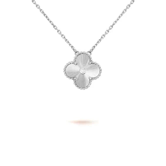 [Rosla]CLOVER  15MM DIAMOND LASER NECKLACE SILVER
