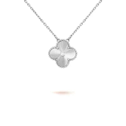 [Rosla]CLOVER  15MM DIAMOND LASER NECKLACE SILVER