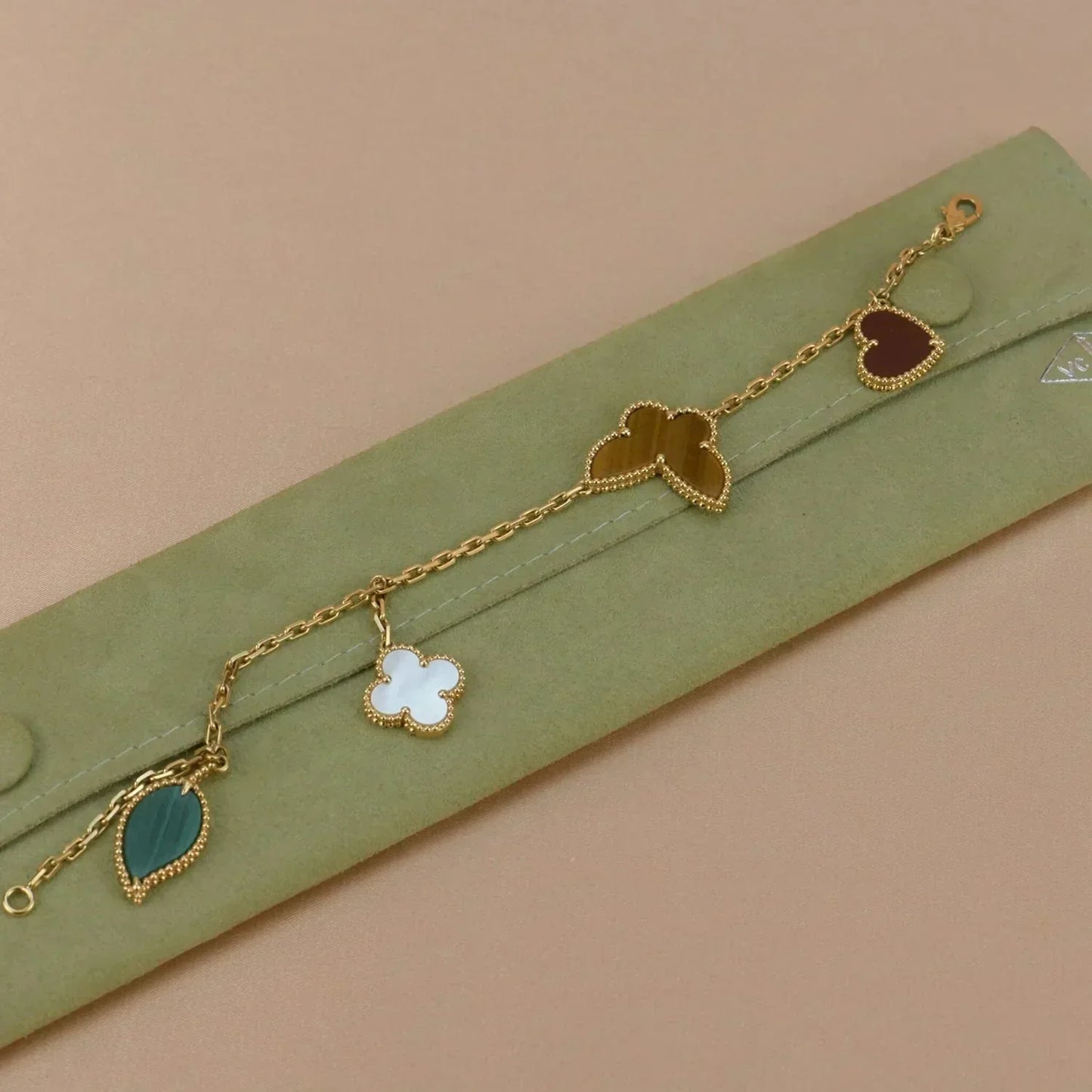 [Rosla]LUCKY SPRING 5 MOTIF GOLD BRACELET