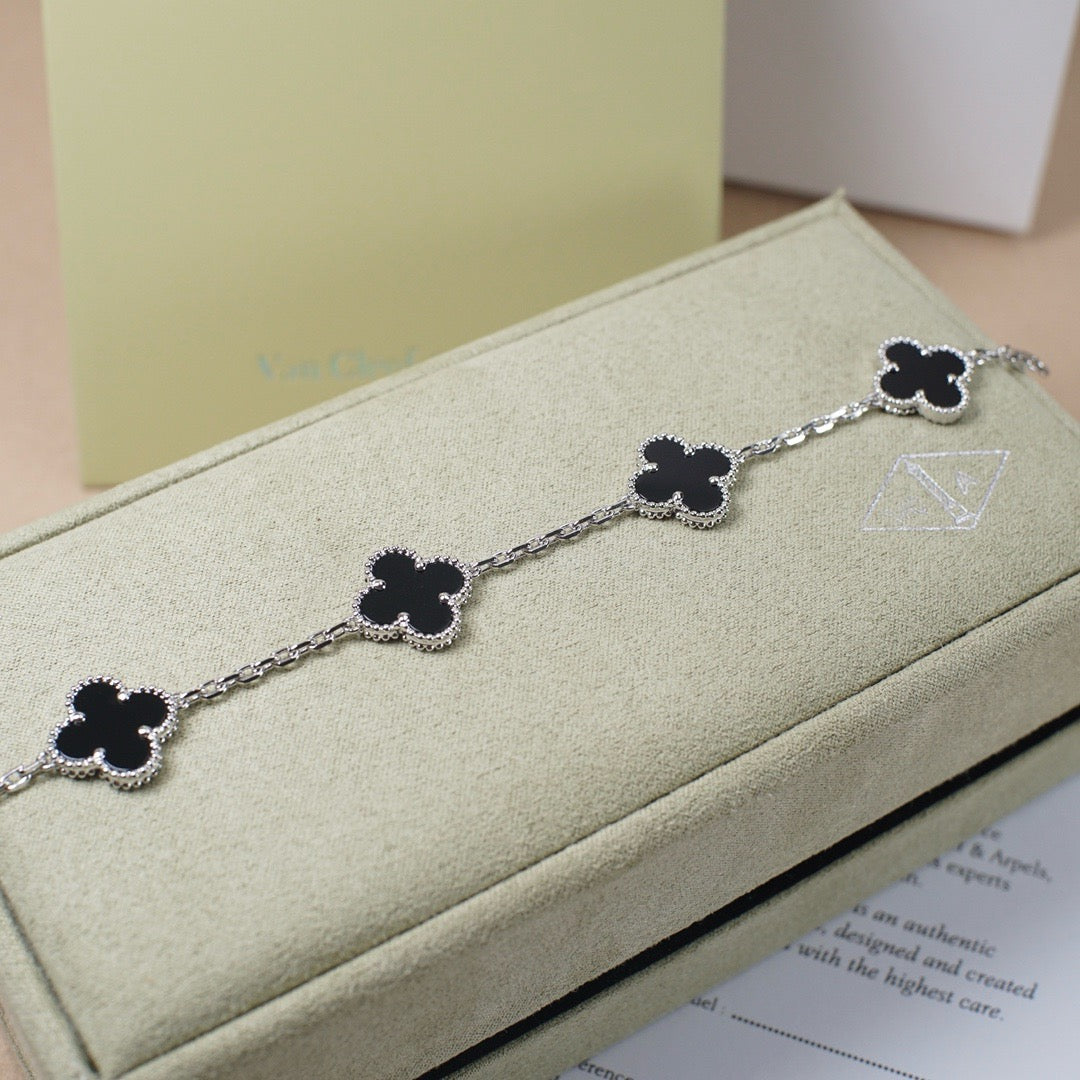 [Rosla]CLOVER 5 MOTIF ONYXS  BRACELET SILVER