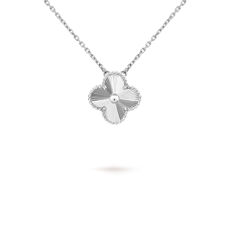 [Rosla]CLOVER 15MM LASER NECKLACE SILVER