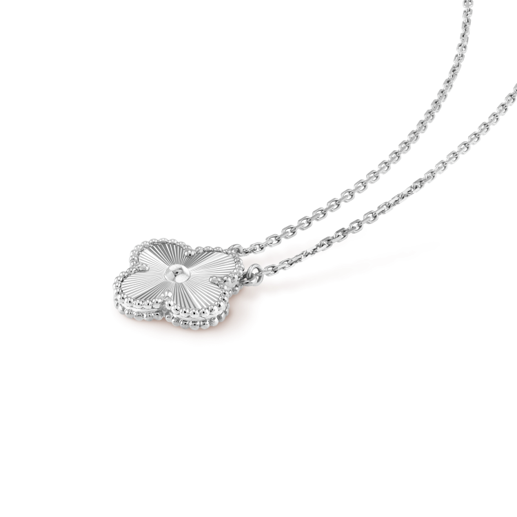 [Rosla]CLOVER 15MM LASER NECKLACE SILVER