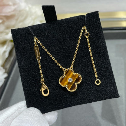 [Rosla]CLOVER 15MM DIAMOND AND YELLOW TIGER'S EYE AGATE necklace