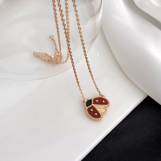 [Rosla]LUCKY  CARNELIANS LADYBUG NECKLACE