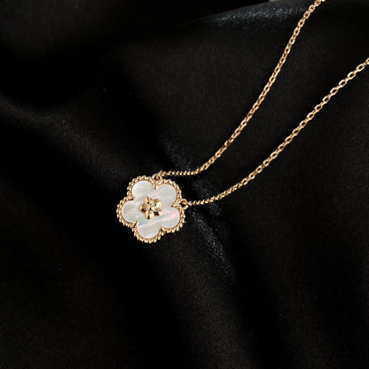 [Rosla]LUCKY  WHITE MOP  PLUM BLOSSOM NECKLACE