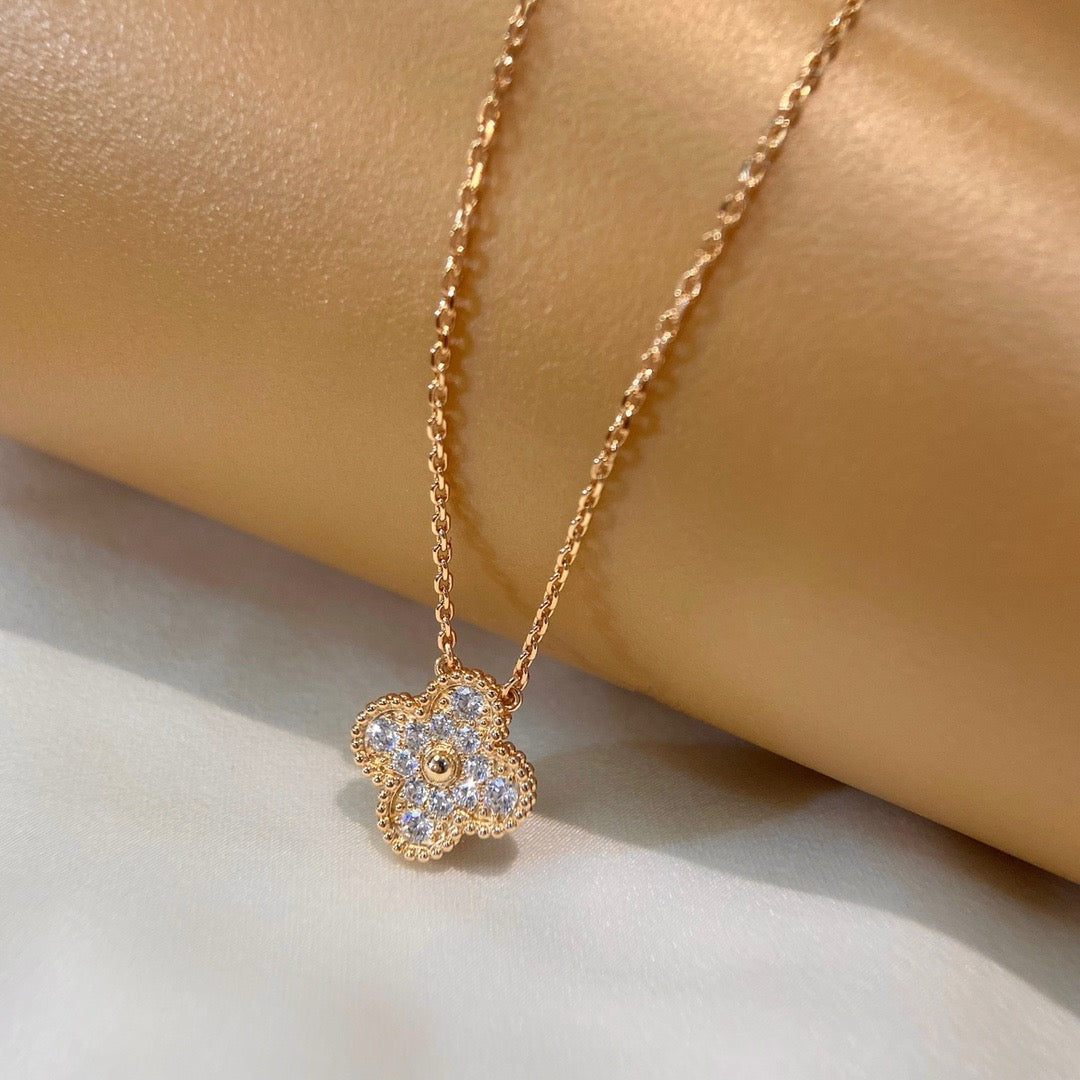 [Rosla]CLOVER 15MM DIAMOND SINGLE FLOWER NECKLACE