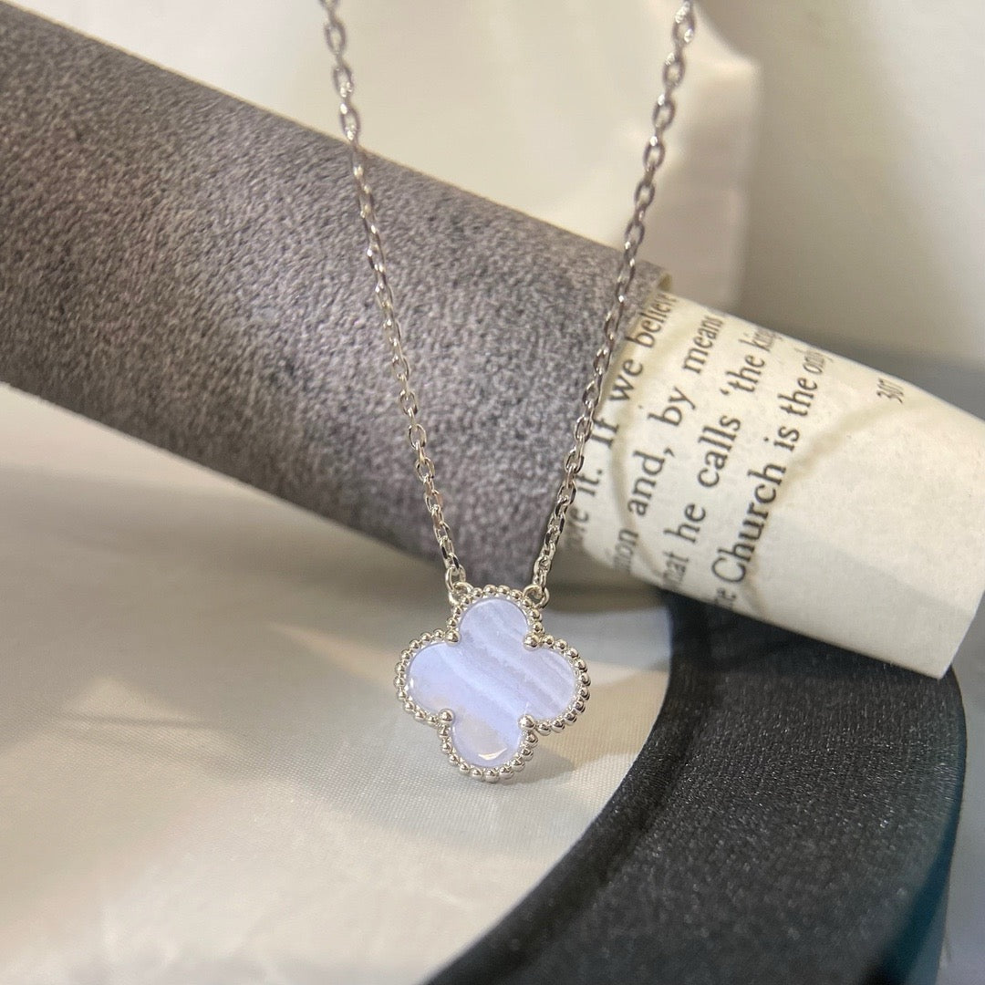 [Rosla]CLOVER 15MM BLUE CHALCEDONY NECKLACE SILVER