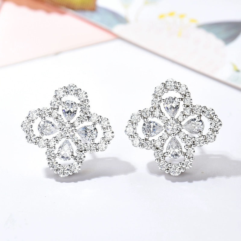 [Rosla]LOOP EARRINGS FULL MOTIF DIAMOND 16MM