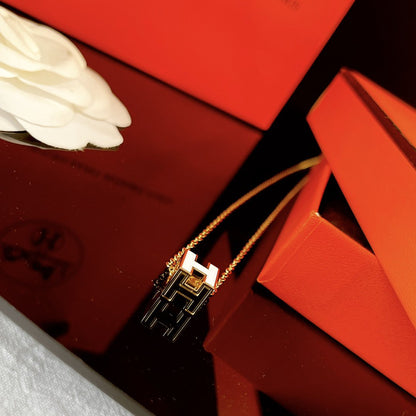 [Rosla]H WHITE SQUARE GOLD NECKLACE