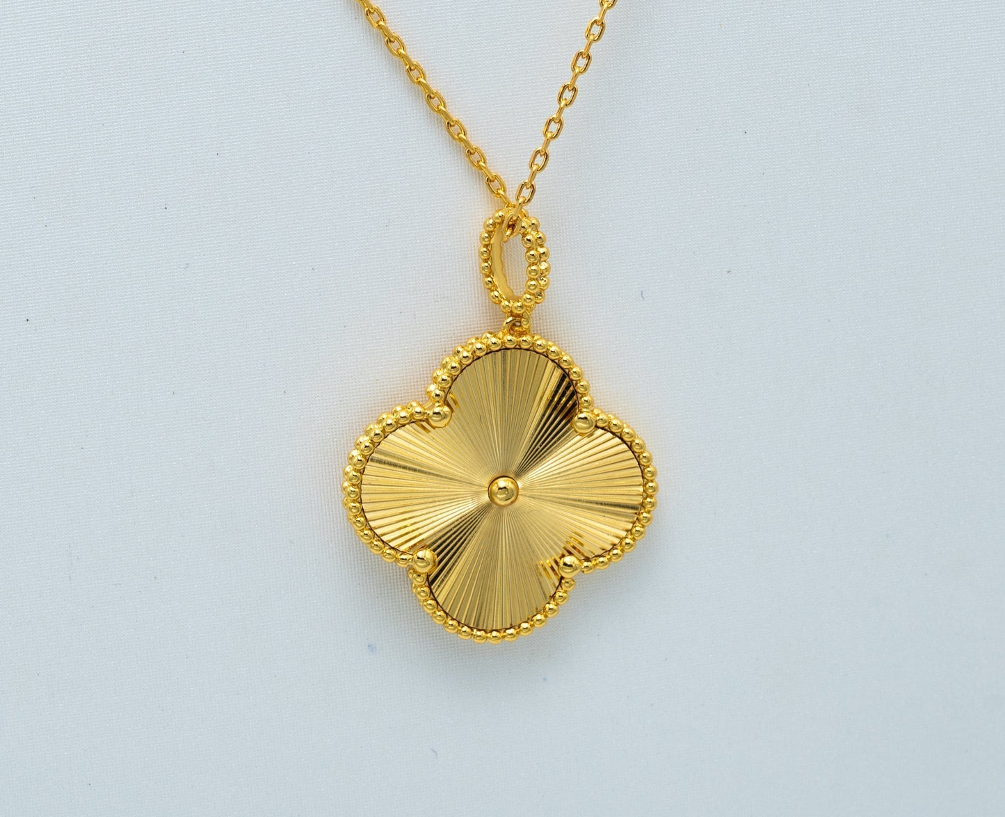 [Rosla]CLOVER 25MM PEDANT NECKLACE GOLD