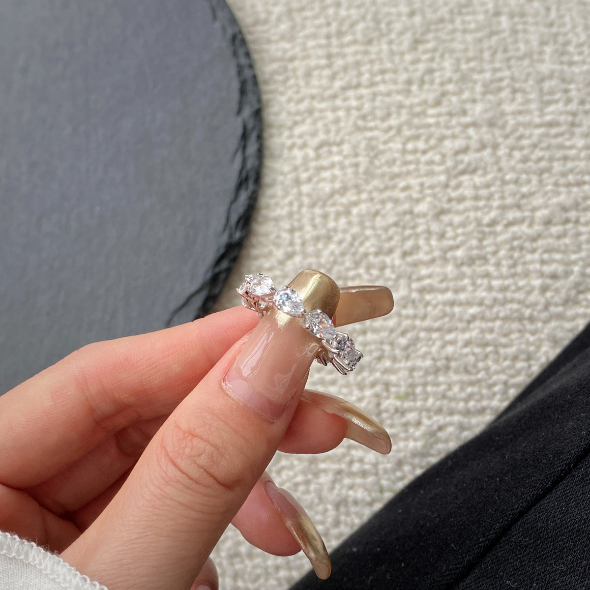 [Rosla]Exquisite Pear Cut Tennis Ring