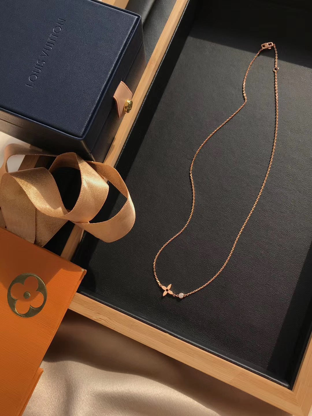 [Rosla]BLOSSOM PENDANT PINK GOLD AND DIAMOND