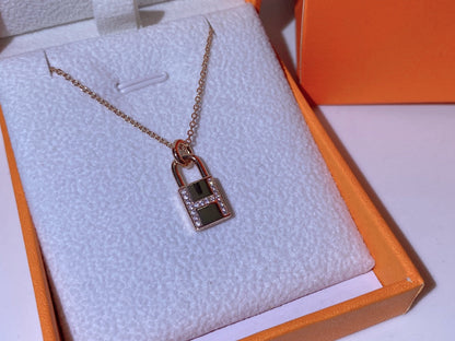 [Rosla]HM ADVANCED NICHE LOCK HEAD NECKLACE DIAMONDS