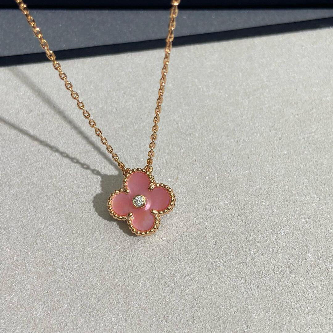 [Rosla]CLOVER 15MM DIAMOND PINK MOP NECKLACE