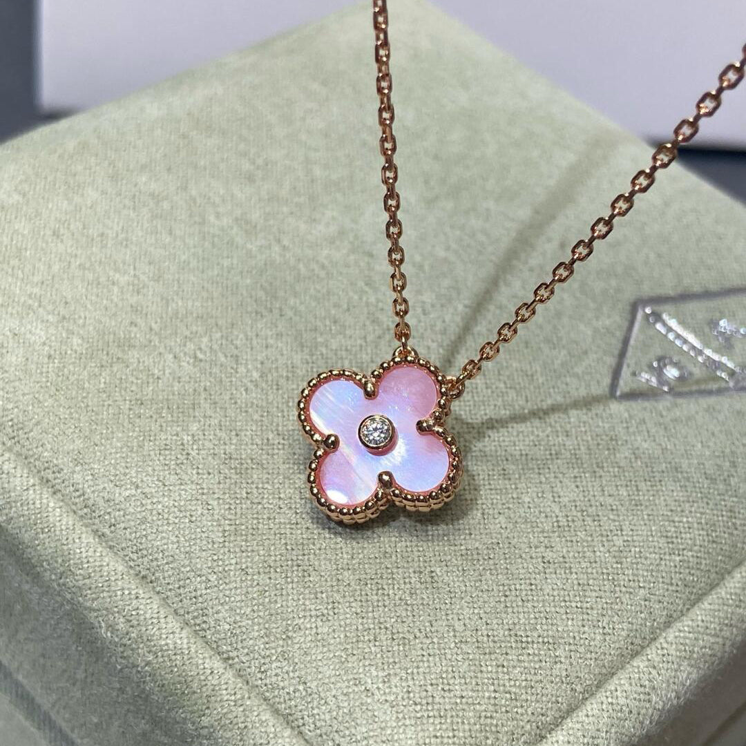 [Rosla]CLOVER 15MM DIAMOND PINK MOP NECKLACE