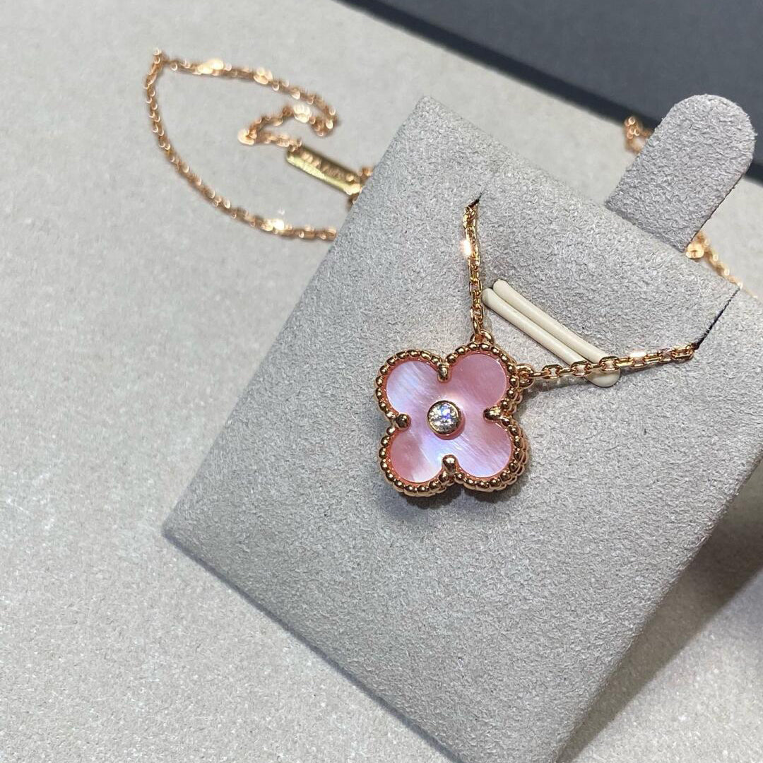 [Rosla]CLOVER 15MM DIAMOND PINK MOP NECKLACE