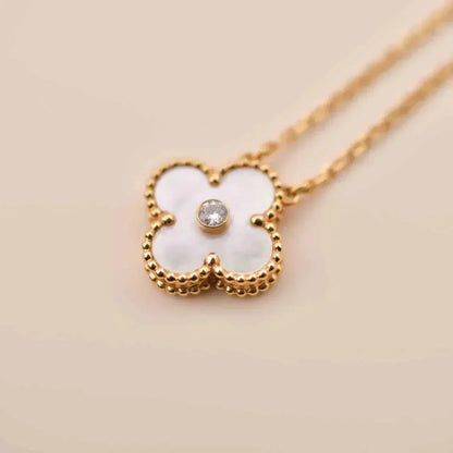 [Rosla]CLOVER 15MM DIAMOND WHITE FRITILLARIA NECKLACE